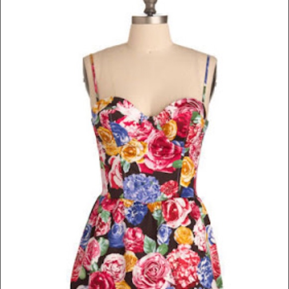 Modcloth Hyperrealism Floral Mini Dress